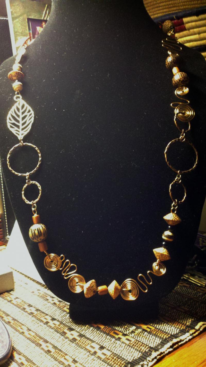 Copper Wire and Wood Beading Necklace